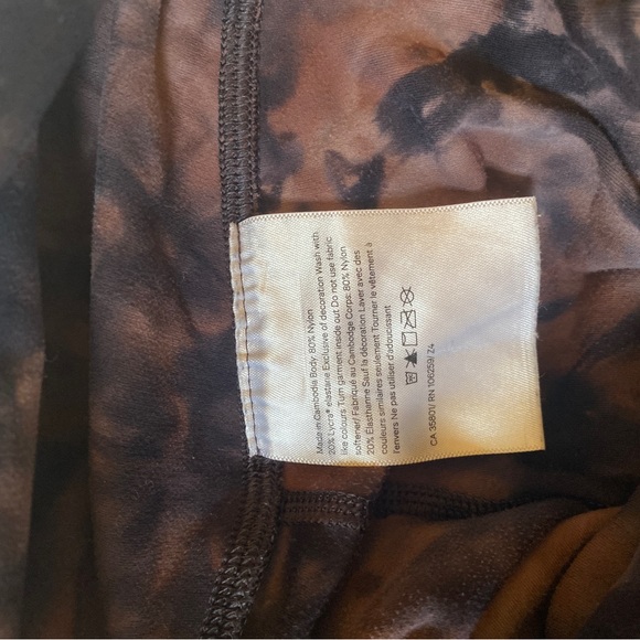 LULULEMON Align Crop 21” - Picture 9 of 10